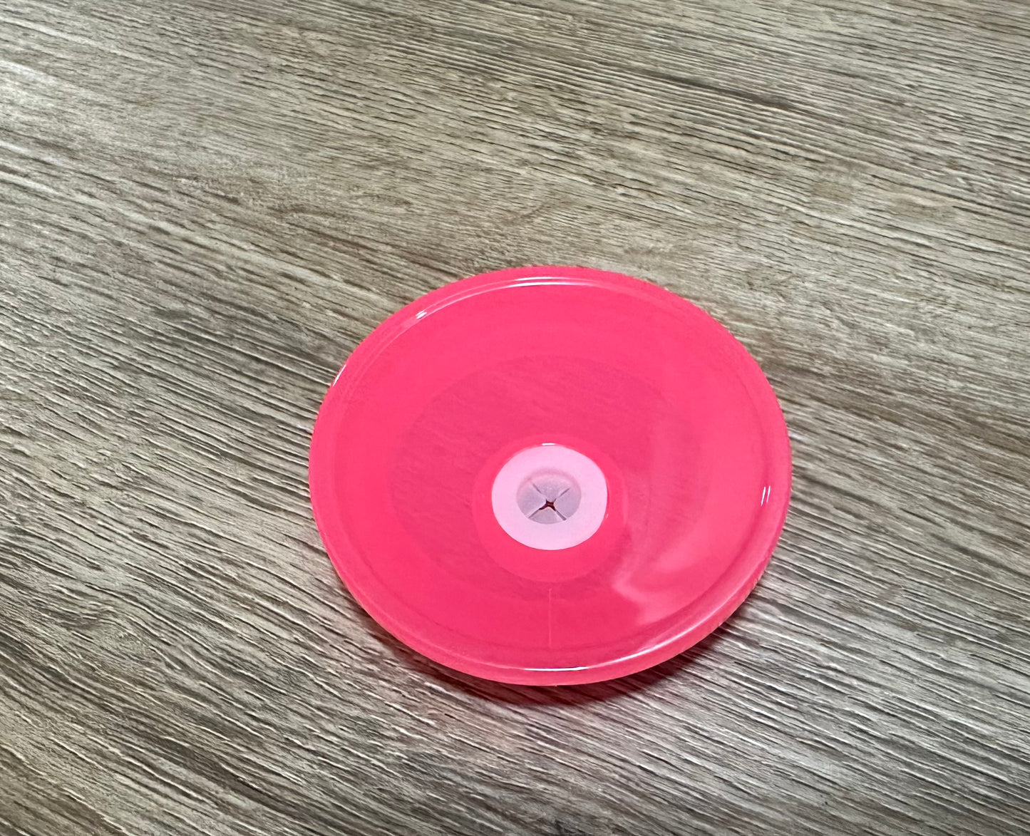 Plastic Hot Pink Lid for 16 oz. Glass can